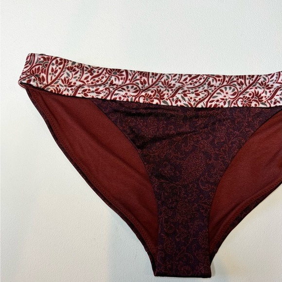 🆕 NWT Athleta Aqualuxe Batik Mid Rise Bottom Bikini Floral Swimsuit Size Medium - Picture 11 of 15
